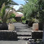 Guest house Malvasia Rural Estate & Vineyard Tias