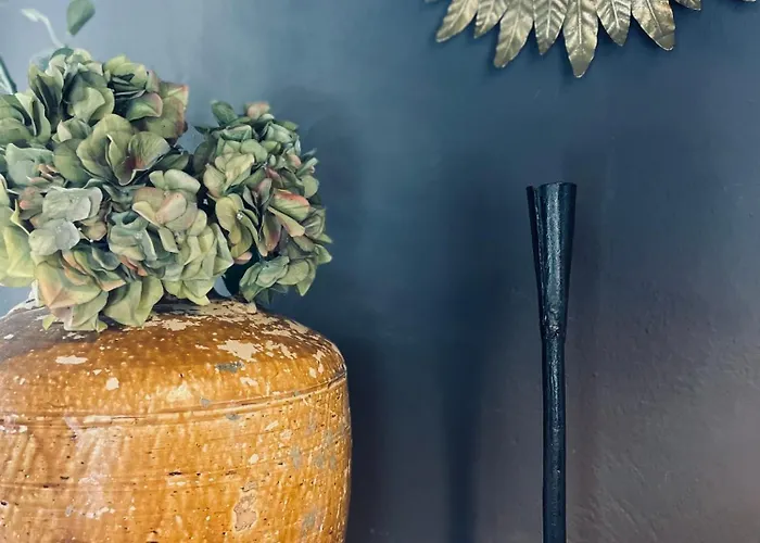 Malvasia Rural Estate & Vineyard * 티아즈