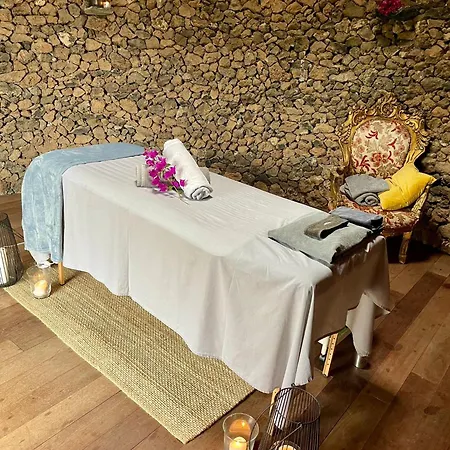 Malvasia Rural Estate & Vineyard Konukevi