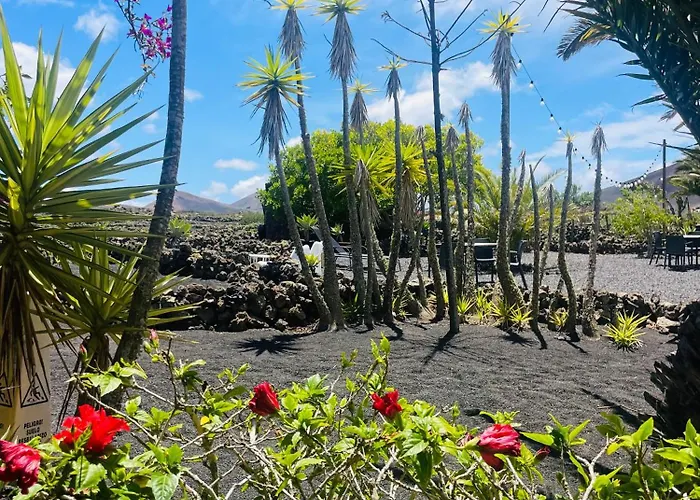 Guest house Malvasia Rural Estate & Vineyard Tias