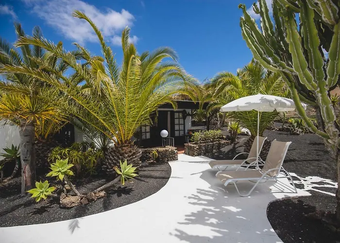 Malvasia Rural Estate & Vineyard Guest house *